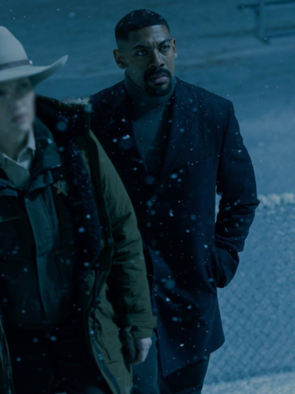 Aaron Pierre as John Stewart in black wool coat, Lanterns 2026 snowy night scene