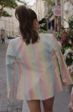 Emily In Paris S03 Mindy Chen Patel Print Blazer